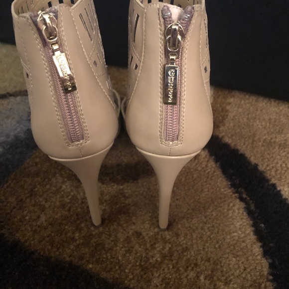 Guess heels - Picture 3 of 4